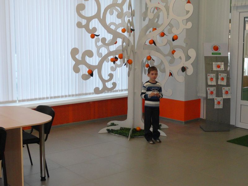 Фото к Дошкольники в гостях у инфоцентра изучали космос