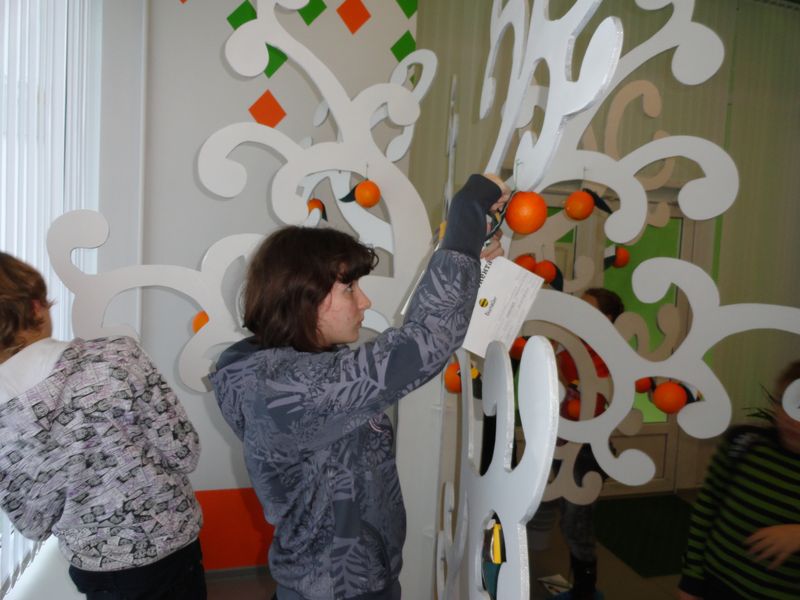 Фото к «Осторожно мошенники!». Исследование мобильной грамотности школьников в информационном центре