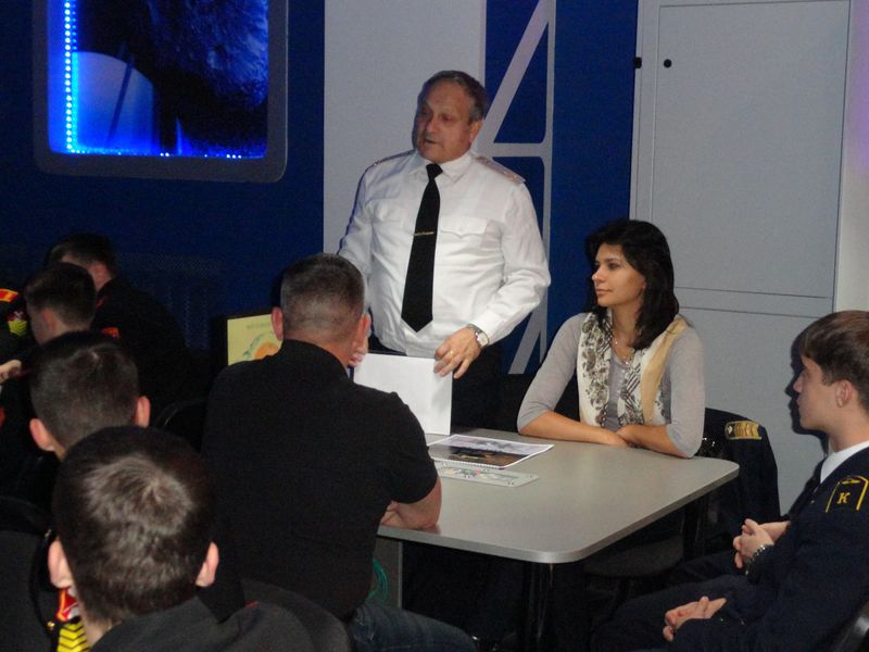 Фото к День военной авиации в информационном центре