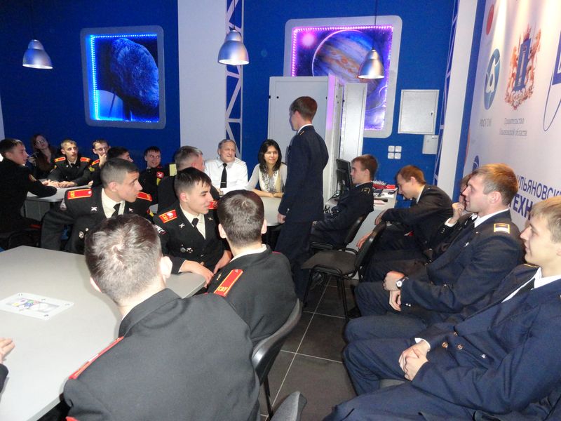 Фото к День военной авиации в информационном центре