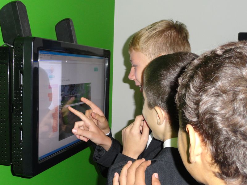 Фото к За знаниями в ИЦАО!