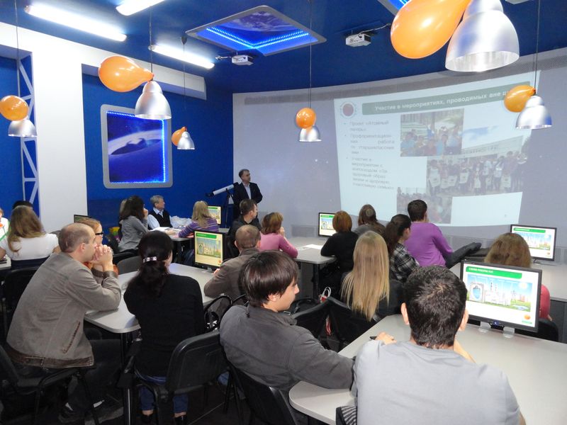 Фото к Встреча представителей НИИАР с ульяновцами прошла в ИЦАО