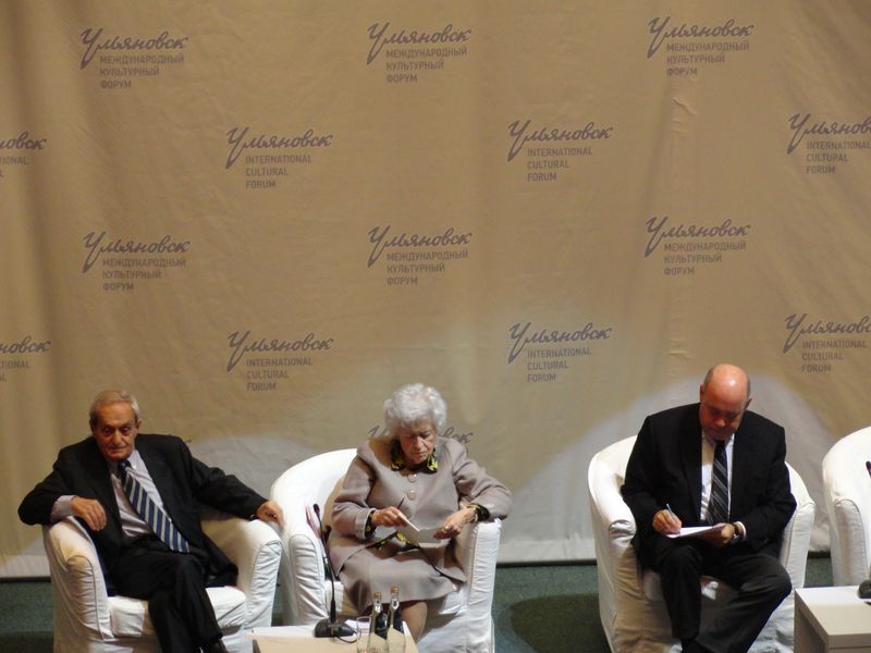 Фото к Информационный центр по атомной энергии принял участие в Международном культурном форуме — 2012