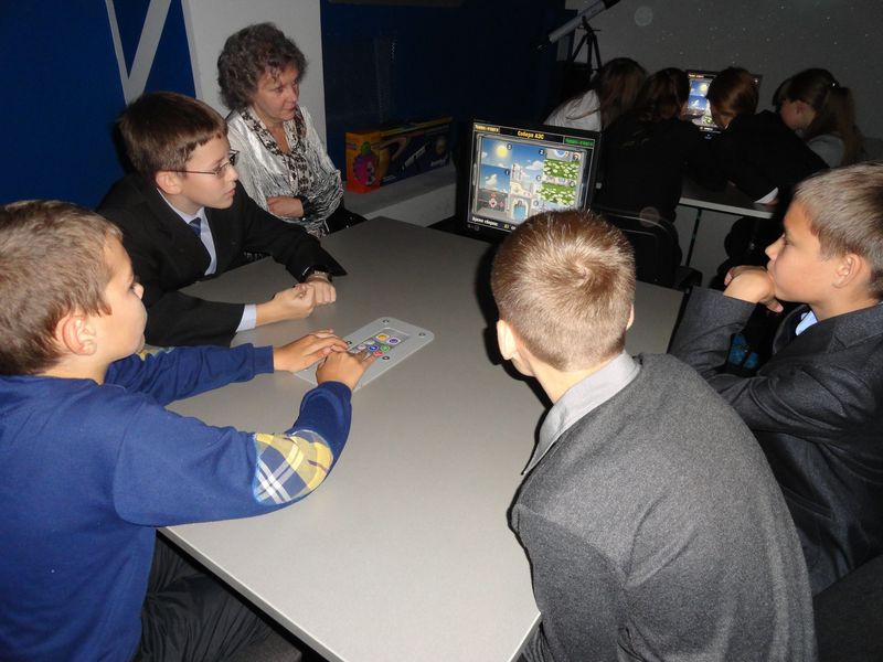 Фото к Ульяновский инфоцентр отметил День работника атомной отрасли