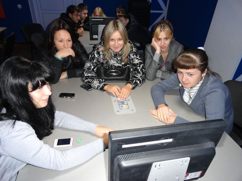 Фото к Ульяновский инфоцентр отметил День работника атомной отрасли