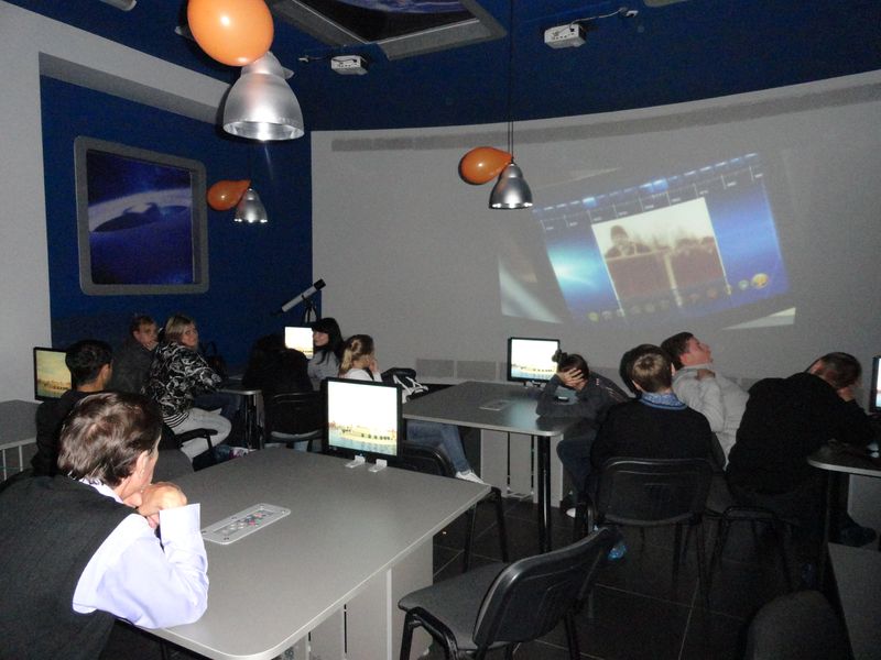 Фото к Ульяновский инфоцентр отметил День работника атомной отрасли