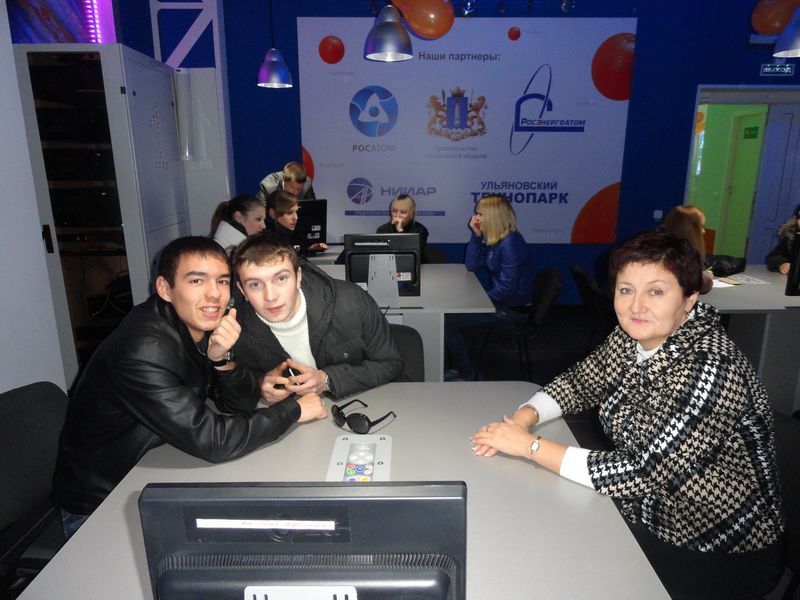 Фото к Ульяновский инфоцентр отметил День работника атомной отрасли
