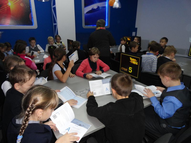 Фото к День учителя в информационном центре по атомной энергии