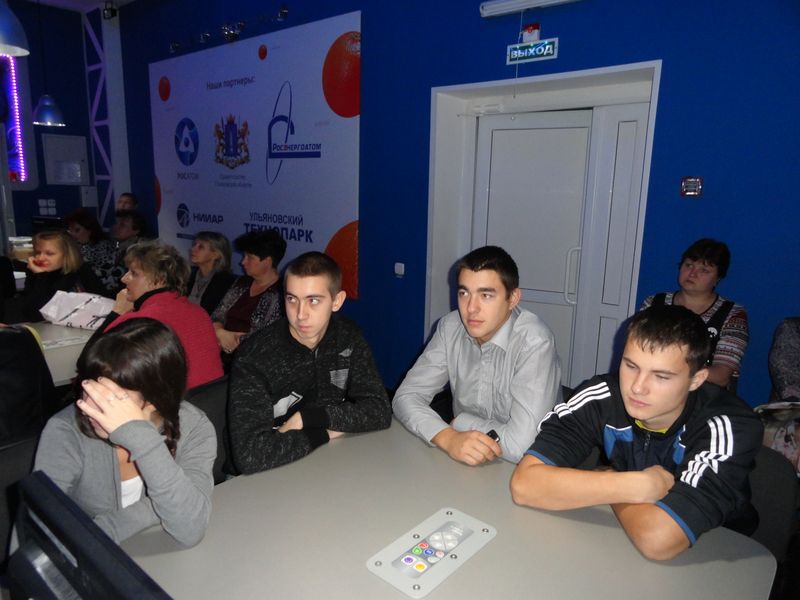 Фото к Бруно Комби c лекцией о новых вызовах Фукусимы