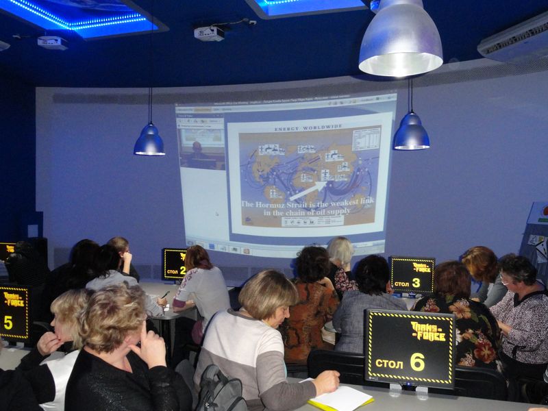 Фото к Бруно Комби c лекцией о новых вызовах Фукусимы