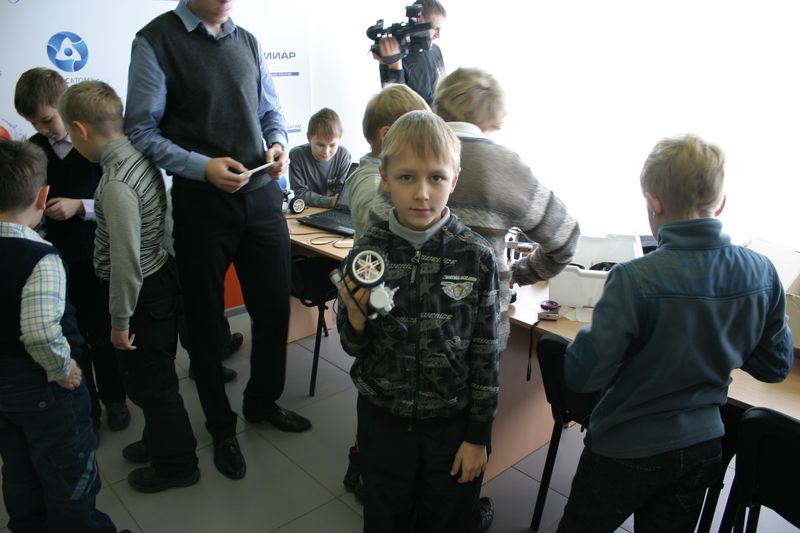 Фото к Городские соревнования по робототехнике