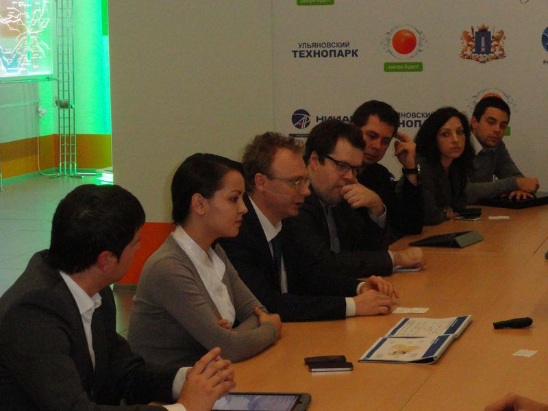 Фото к Западная инновационная компания США познакомилась с ИЦАО