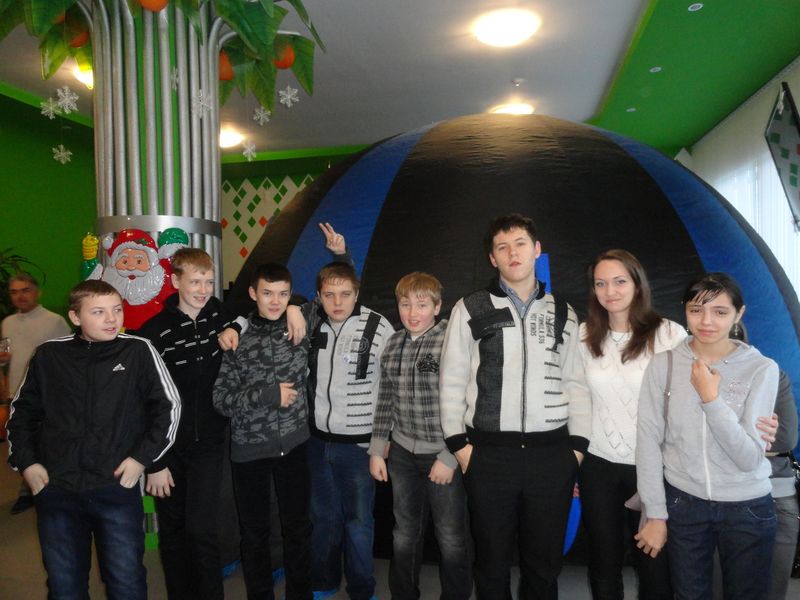 Фото к Планетарий «Восток» в канун праздников в информационном центре по атомной энергии