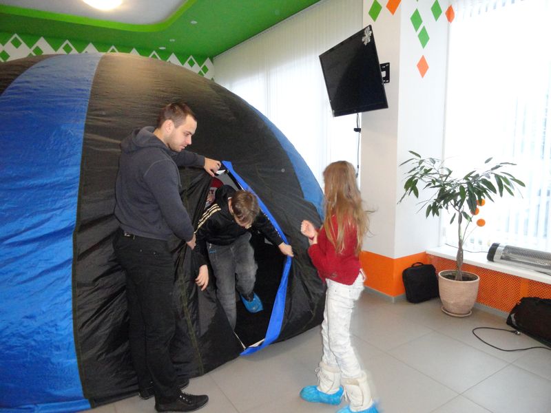 Фото к Планетарий «Восток» в канун праздников в информационном центре по атомной энергии