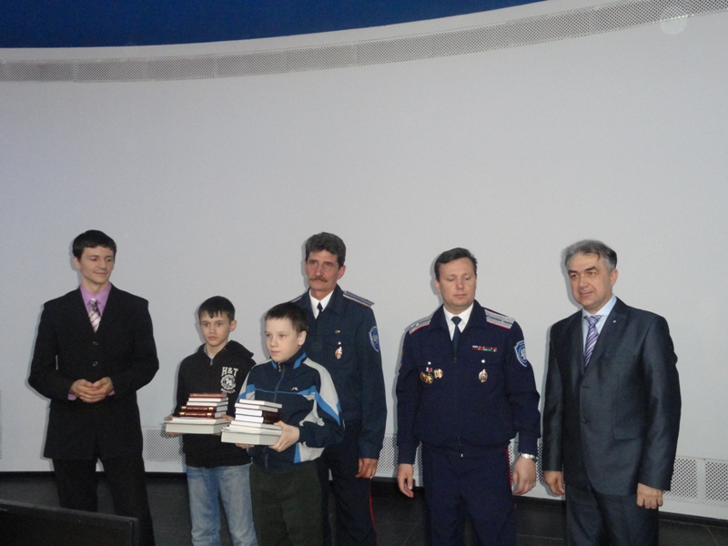 Фото к Итоги XXII городского аэрокосмического фестиваля подвели в день космонавтики