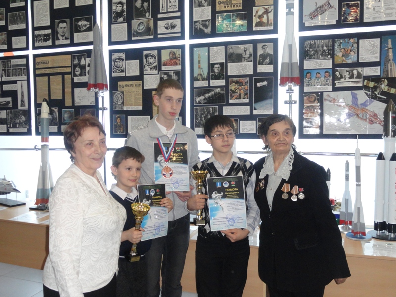 Фото к Итоги XXII городского аэрокосмического фестиваля подвели в день космонавтики