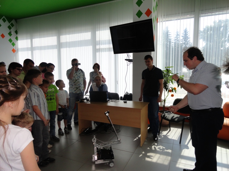 Фото к День защиты детей в информационном центре