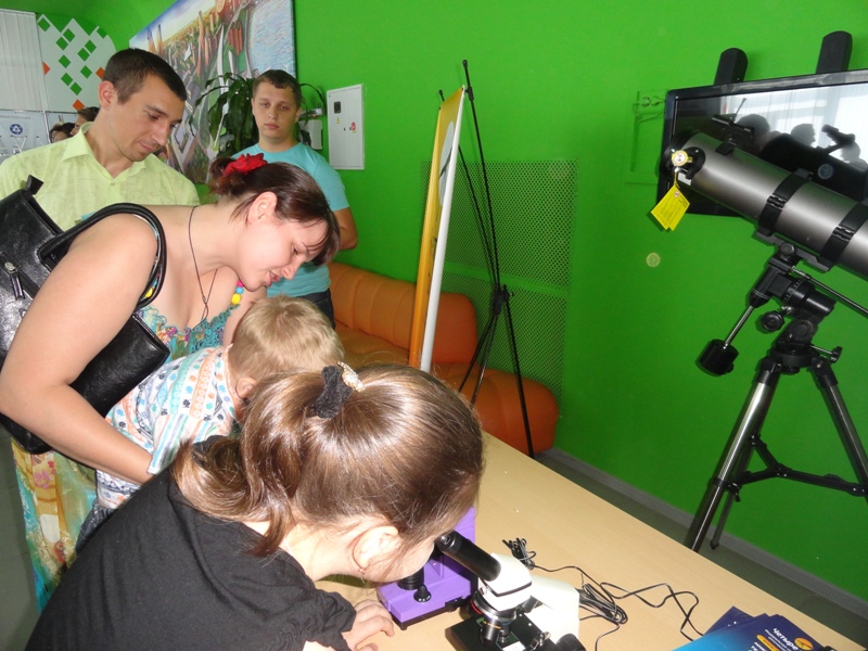 Фото к День защиты детей в информационном центре