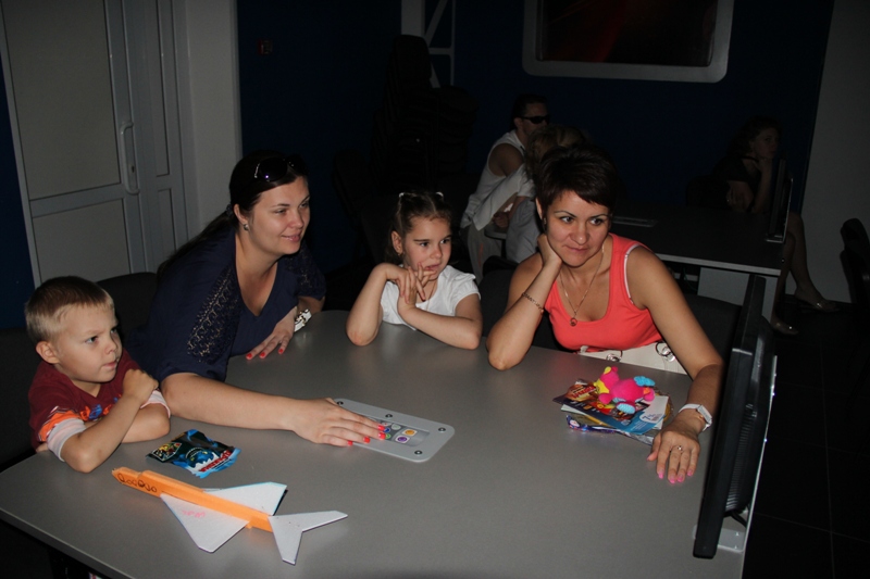 Фото к День защиты детей в информационном центре