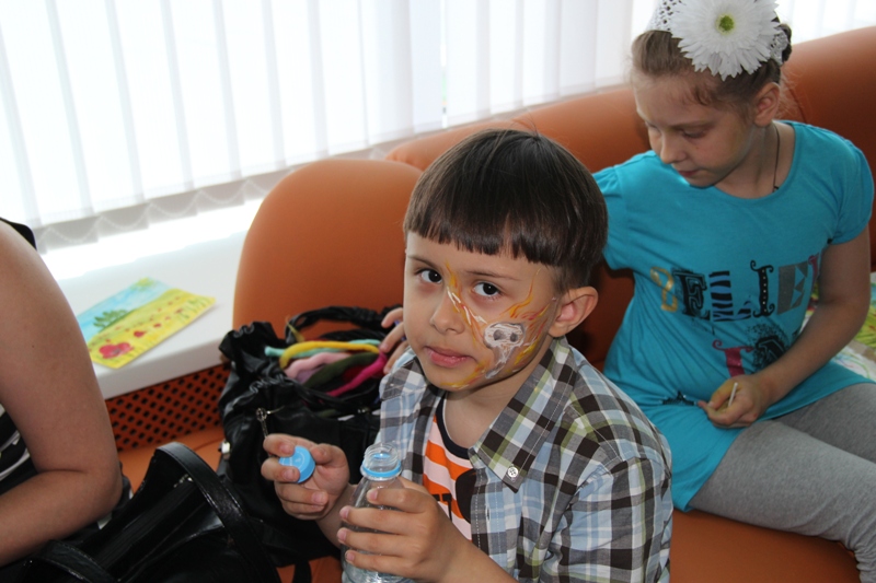 Фото к День защиты детей в информационном центре