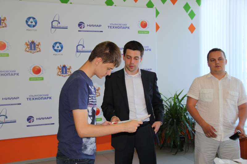 Фото к Итоги городского конкурса «Нанотехнологии для будущего и настоящего»