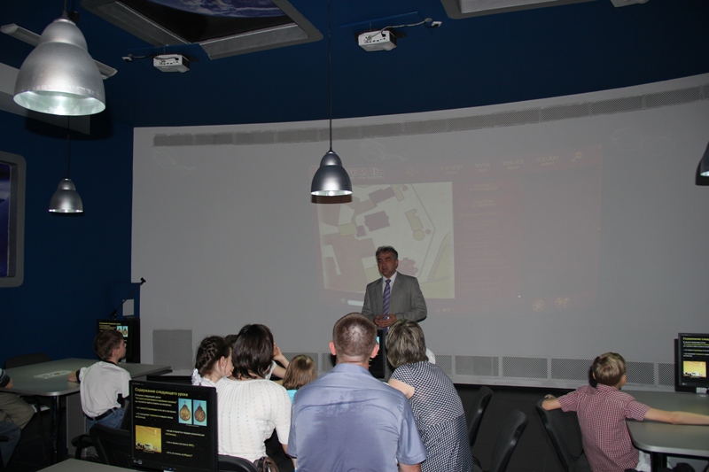 Фото к Воскресная школа в информационном центре по атомной энергии