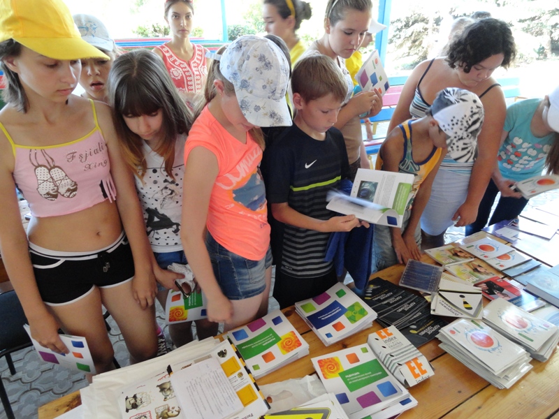 Фото к Более 2000 школьников стали участниками проекта «Атомный лагерь»