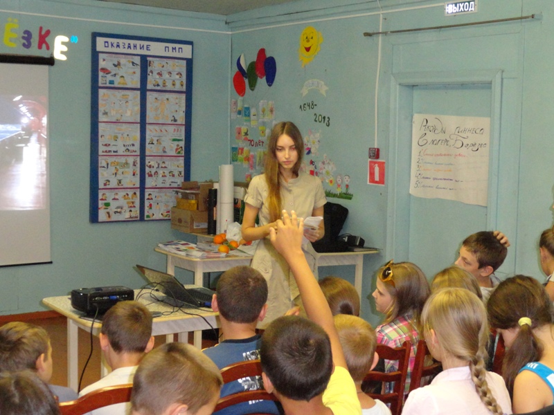 Фото к Проект «Лабораторка» «взорвала» атомную профильную смену!