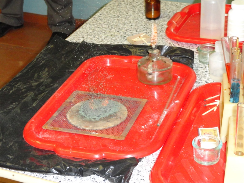 Фото к Проект «Лабораторка» «взорвала» атомную профильную смену!