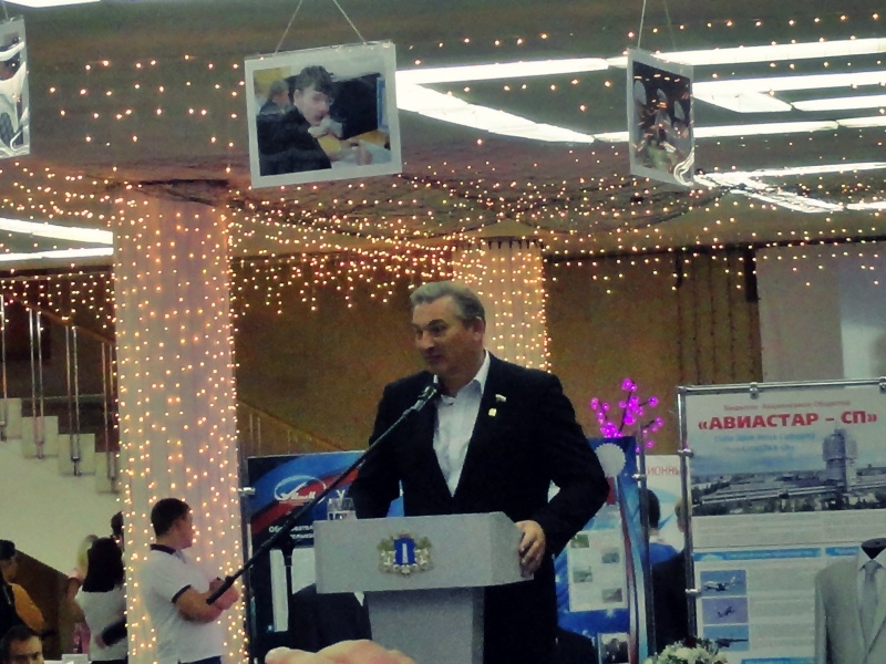 Фото к Информационный центр на первом съезде выпускников и молодых специалистов