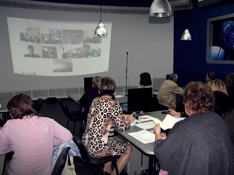 Фото к Около 20 педагогов приняли участие в онлайн вебинаре на базе ИЦАО