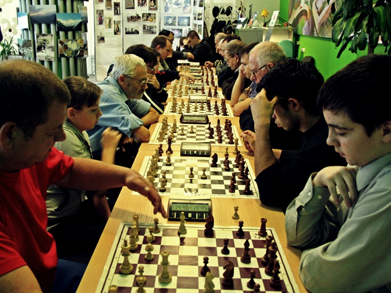 Фото к ИЦАО наградил самую «шахматную» семью в городе!