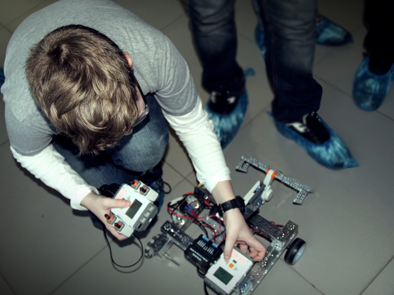 Фото к Каникулы с роботами и телескопами