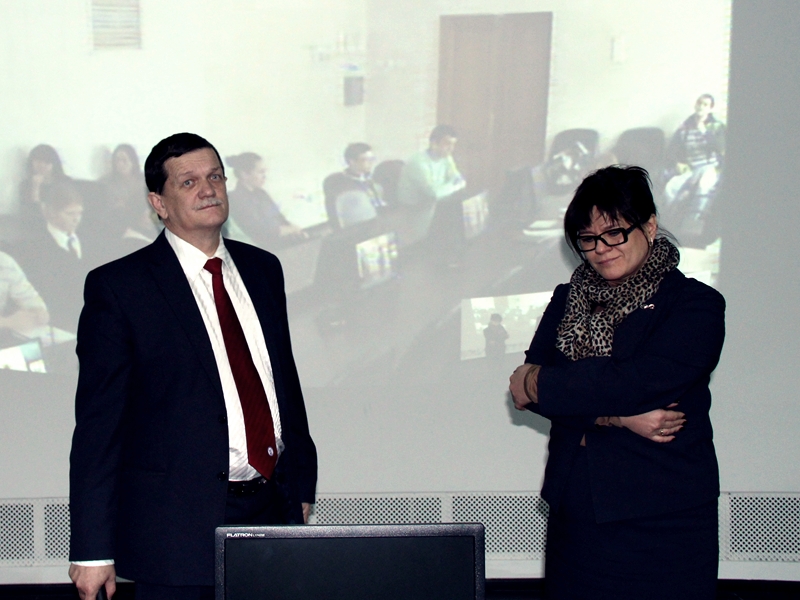 Фото к «Ярмарка вакансий для НИИАР» зашагала по вузам страны!