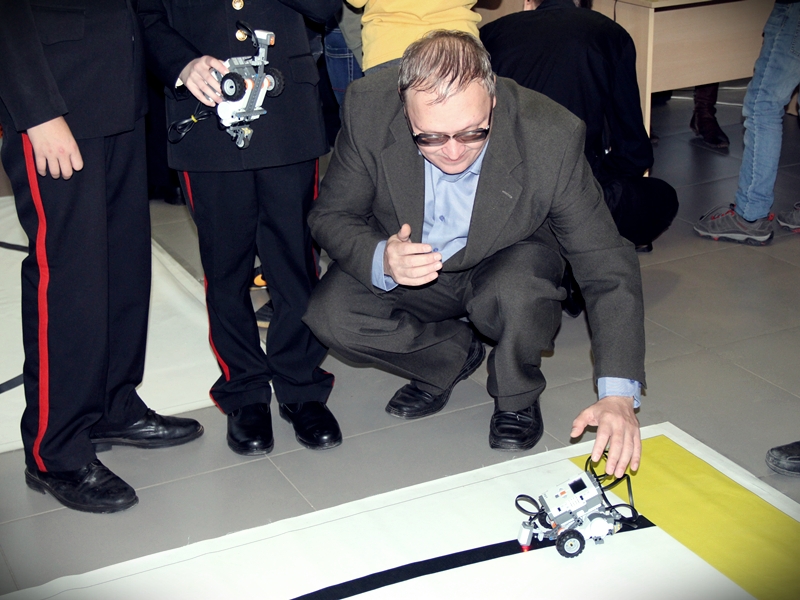 Фото к Соревнования по робототехнике прошли в информационном центре атомной отрасли