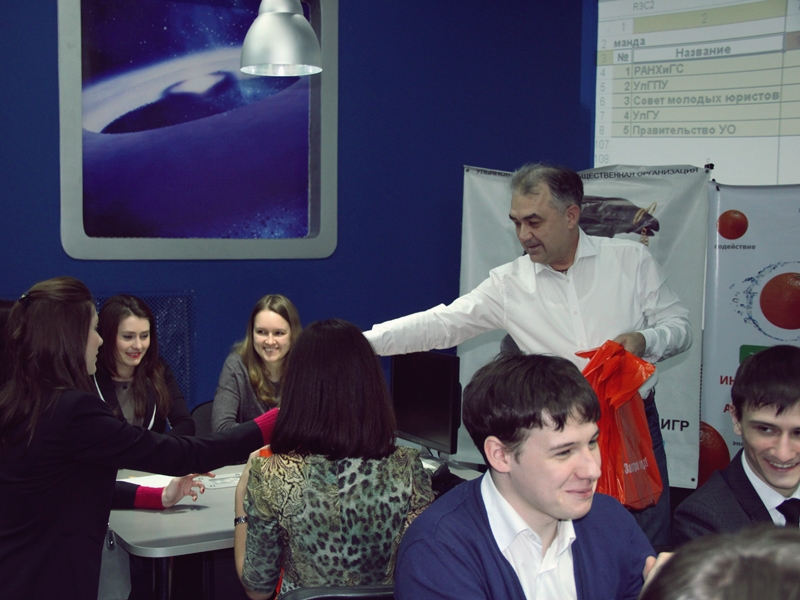 Фото к Соревнование умов в канун Женского дня