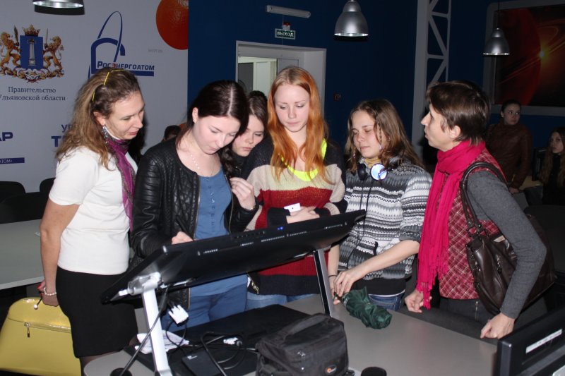 Фото к Презентация новейших дизайнерских технологий в Информационном центре атомной отрасли