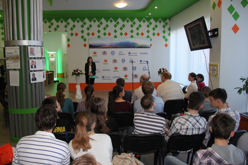 Фото к Первый выпуск Детской ядерной медицинской академии города Ульяновска в ИЦАО