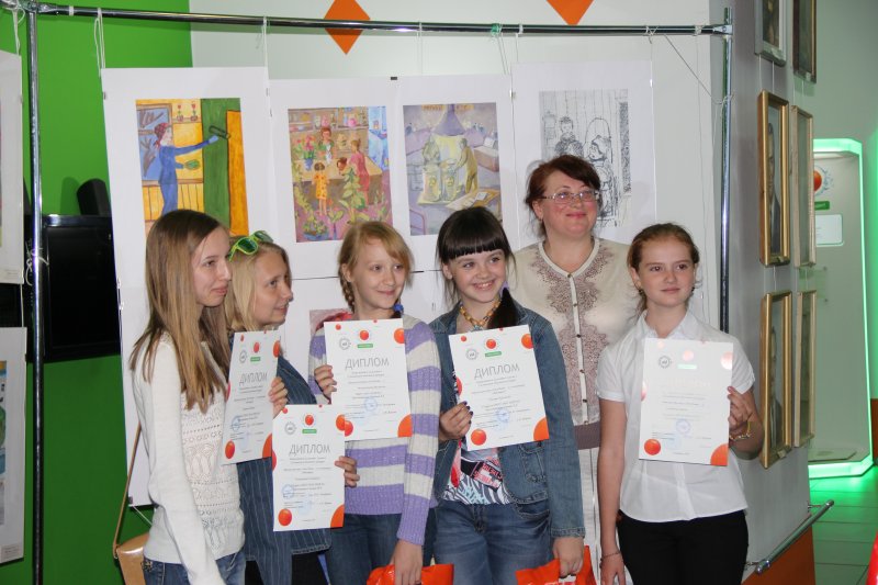 Фото к Выставка детского рисунка открылась 29 мая в Информационном центре атомной энергии г. Ульяновска
