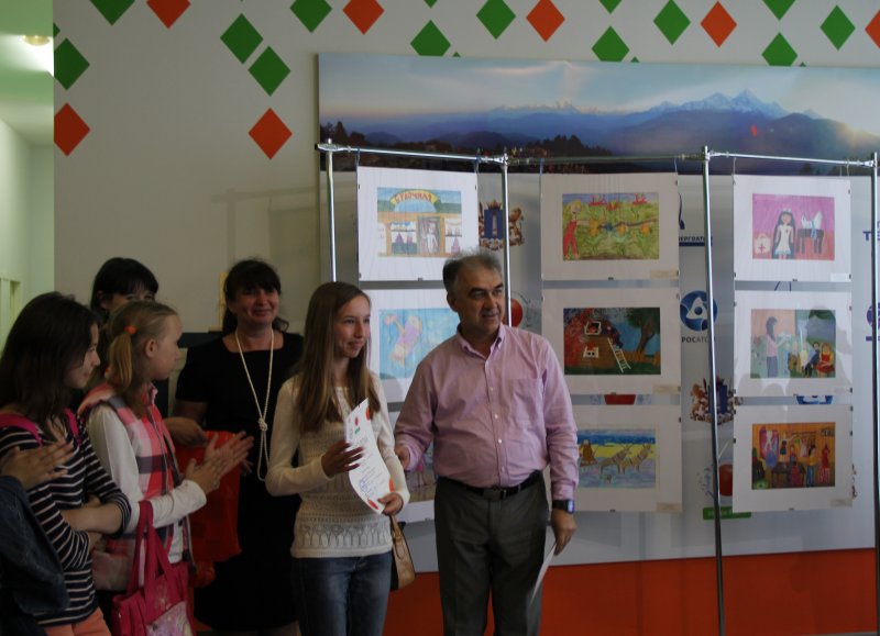 Фото к Выставка детского рисунка открылась 29 мая в Информационном центре атомной энергии г. Ульяновска