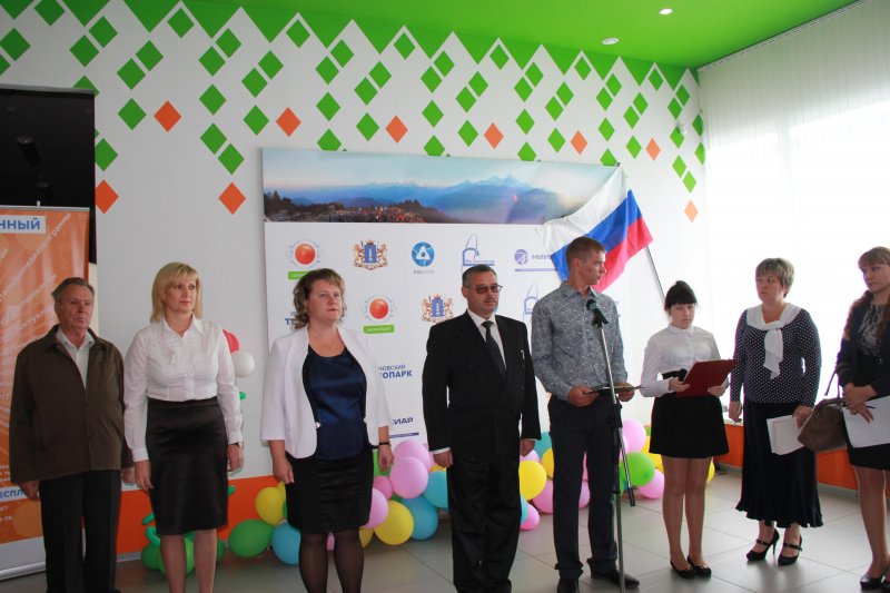 Фото к Более 420 человек отметили День знаний с информационным центров по атомной энергии Ульяновска