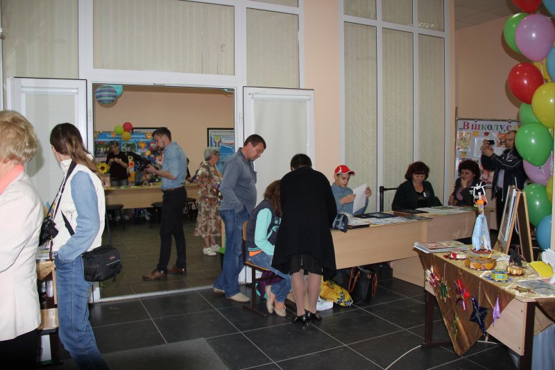 Фото к Более 420 человек отметили День знаний с информационным центров по атомной энергии Ульяновска