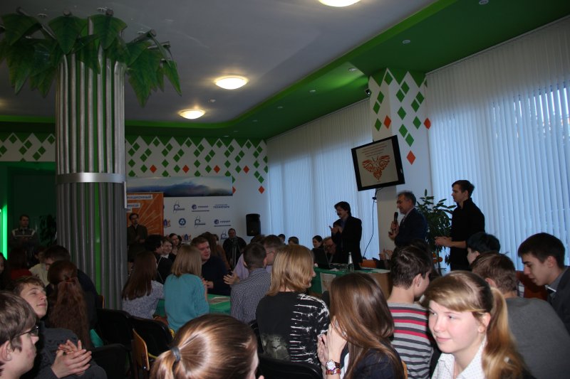 Фото к В Ульяновске завершился отборочный этап II Всероссийского синхронного чемпионата по интеллектуальным играм среди школьников «Формула интеллекта»