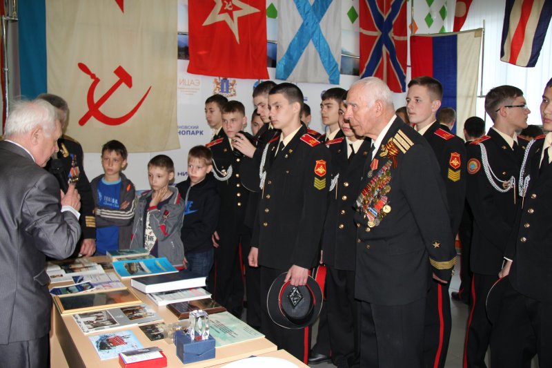 Фото к «Подводный флот России. Прошлое. Настоящее. Будущее» в ИЦАЭ Ульяновска.