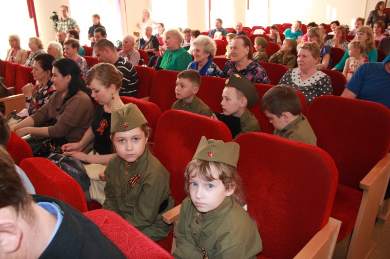 Фото к ИЦАЭ Ульяновска организовал для ветеранов  концерт-реквием, посвященный 70-летию со Дня Победы.