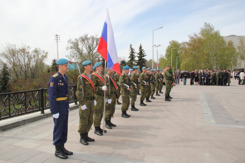 Фото к «Моё «Спасибо!» ветеранам: флешмоб к  70-летию со дня Победы в Великой Отечественной Войне в Ульяновске.