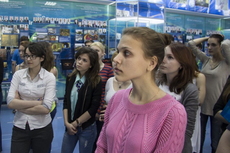 Фото к Практическое занятие учеников одного из Ульяновских лицеев прошли в АО «ГНЦ НИИАР»