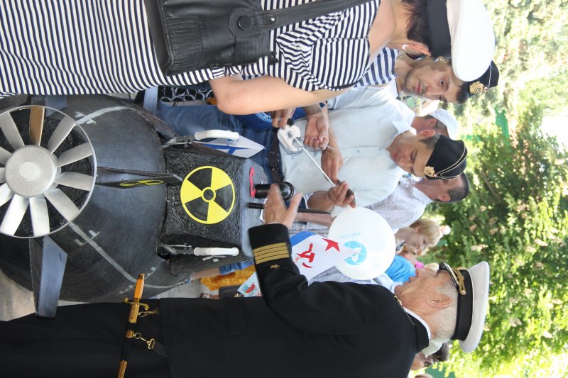 Фото к «Технологии будущего для будущих лидеров». В Ульяновске прошёл парад колясок.