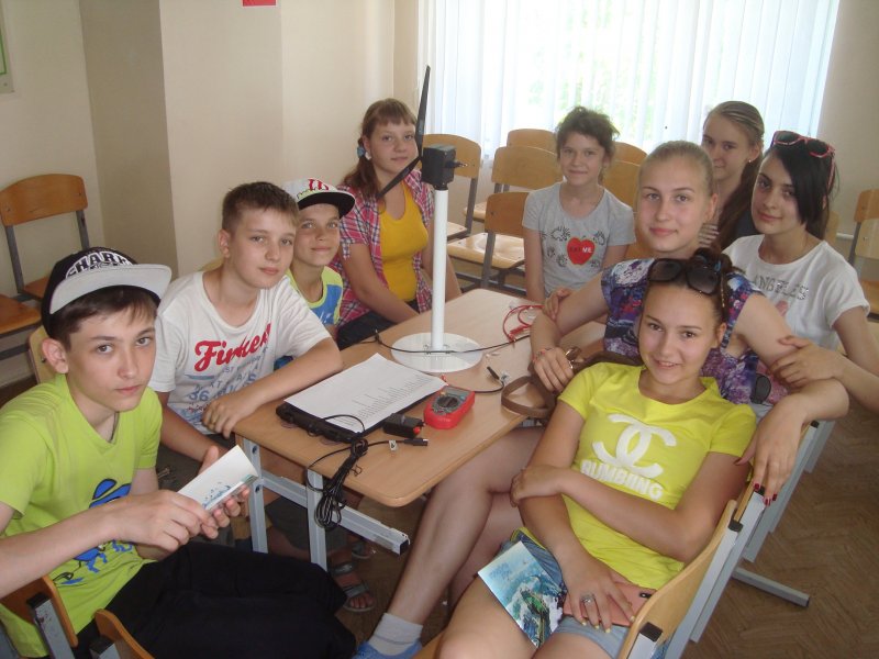 Фото к Альтернативные источники энергии, физические опыты и ФИКСИки: в Ульяновске дан старт детскому «атомному лагерю»