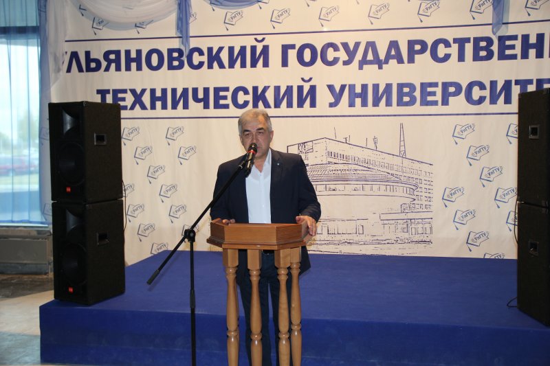 Фото к Открытие Детско — юношеской инженерной  академии (ДЮИА) в УлГТУ